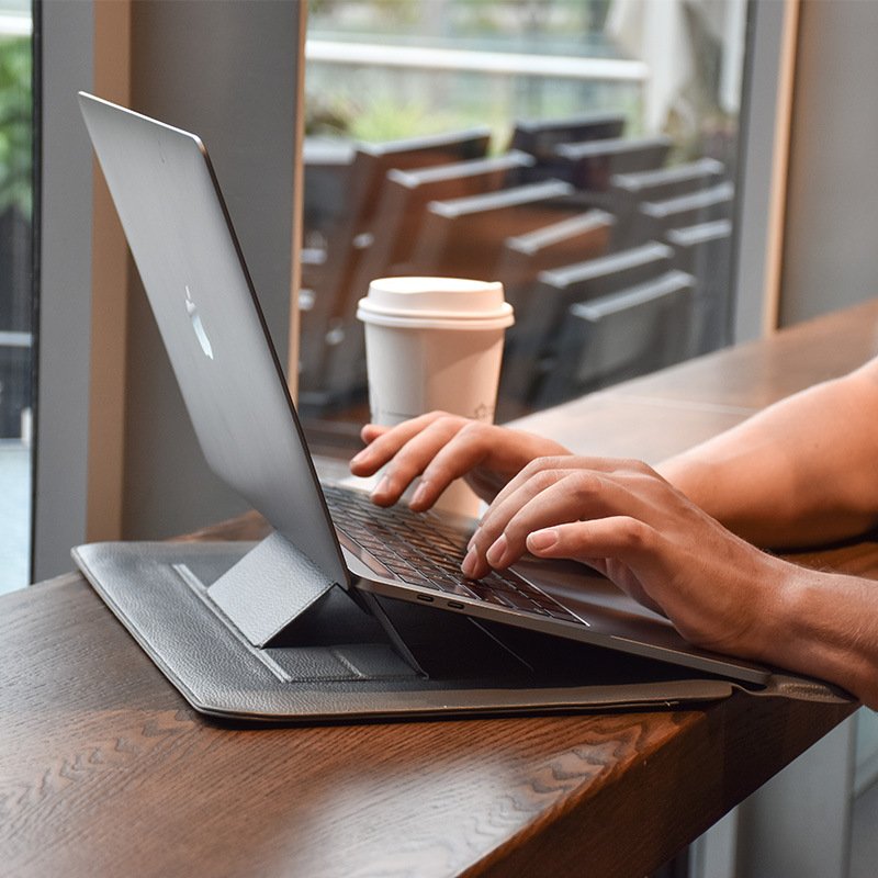 Laptop Bag Three-In-One Hand Pad With Stand – Image 5